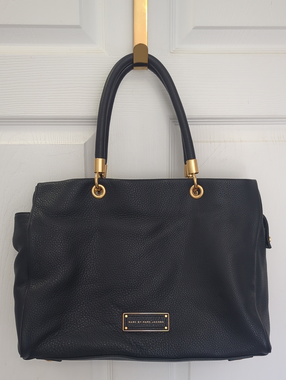 Marc By Marc Jacobs Too Hot To Handle Black Leather Tote